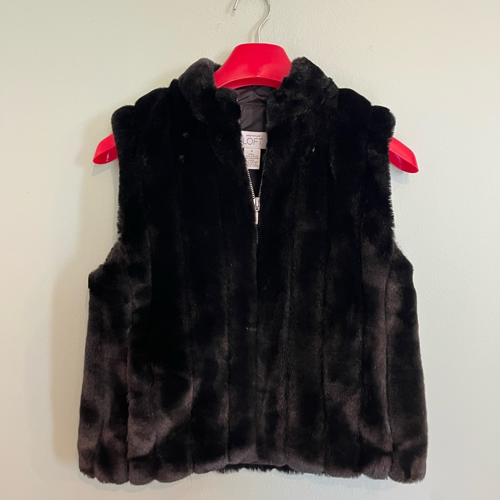 Black Ann Taylor Loft Vegan Fur Vest